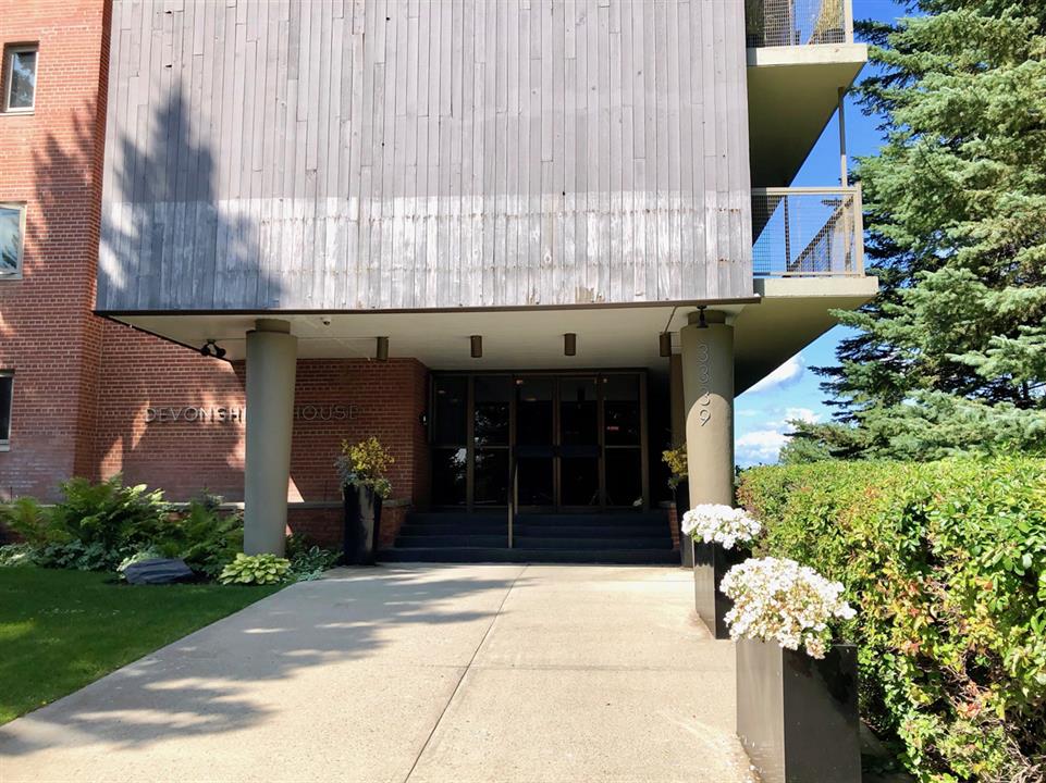 Entrance Side 1